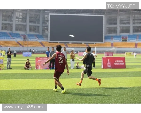 杭州飞盘队在飞盘节奏排名中创下历史新高引发广泛关注与热议 杭州飞盘队在飞盘节奏排名中创下历史新高引发广泛关注与热议