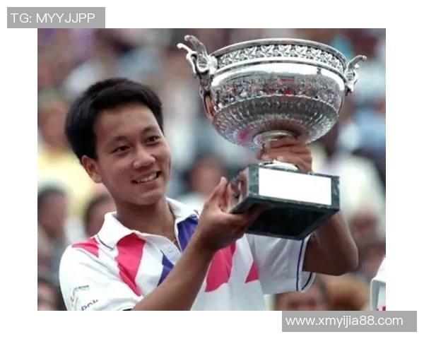 刘伟专访:从青涩少年到网球明星的奋斗与成长之路 刘伟专访:从青涩少年到网球明星的奋斗与成长之路